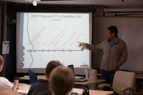 exp323_004