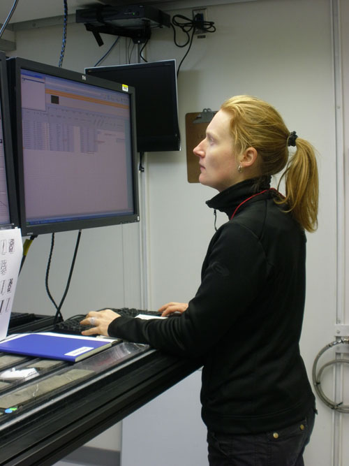 exp324_028